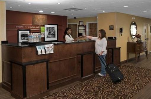 фото отеля Hampton Inn Winston-Salem - I-40 / Hanes Mall