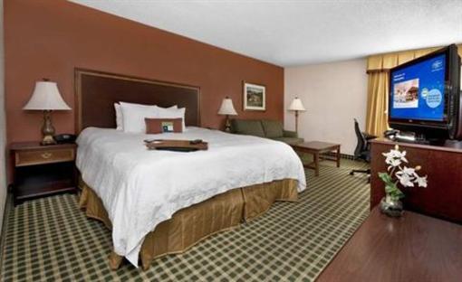 фото отеля Hampton Inn Winston-Salem - I-40 / Hanes Mall