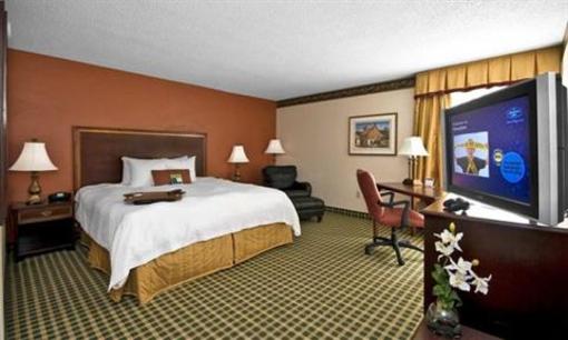 фото отеля Hampton Inn Winston-Salem - I-40 / Hanes Mall