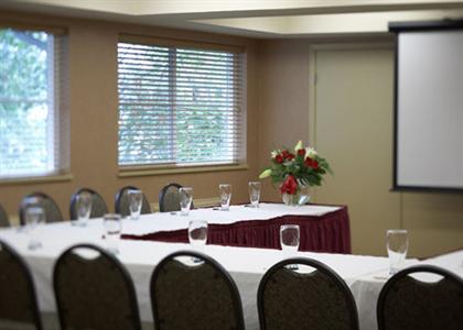 фото отеля Quality Hotel & Suites Langley