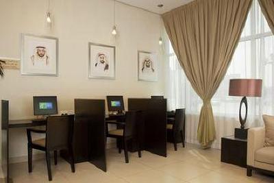 фото отеля Holiday Inn Express Dubai Internet City