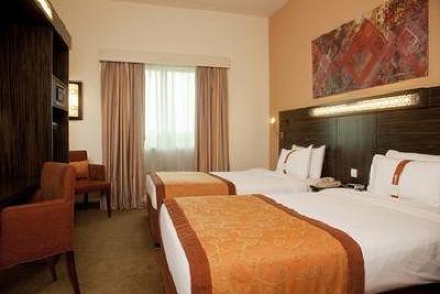 фото отеля Holiday Inn Express Dubai Internet City