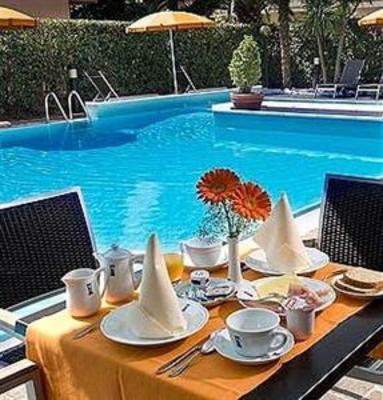 фото отеля Hotel Imperial San Benedetto del Tronto