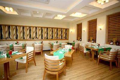 фото отеля Queen Elizabeth Elite Suite Hotel & Spa