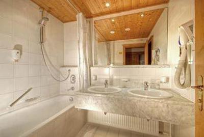 фото отеля Goldried Hotel