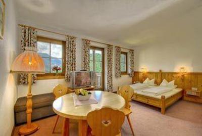 фото отеля Goldried Hotel