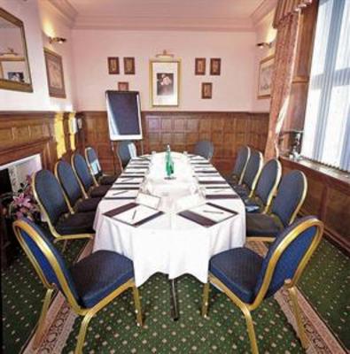 фото отеля De Vere Dunston Hall