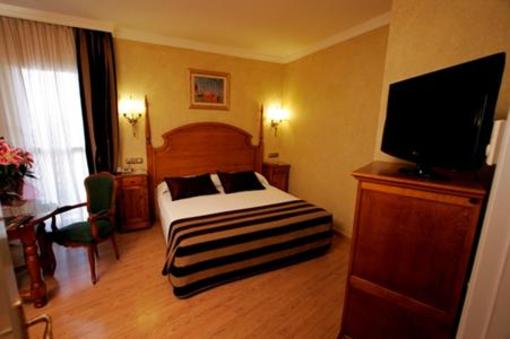 фото отеля Salles Hotel Malaga Centro