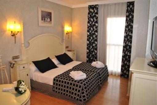 фото отеля Salles Hotel Malaga Centro