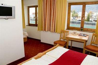 фото отеля Altstadthotel Auracher Lochl