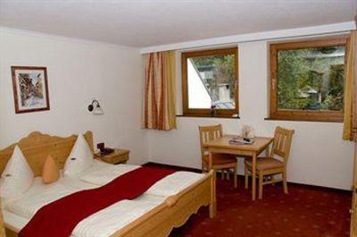 фото отеля Altstadthotel Auracher Lochl