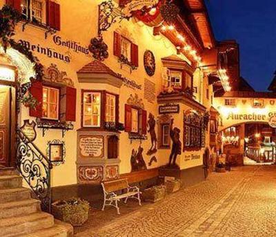фото отеля Altstadthotel Auracher Lochl
