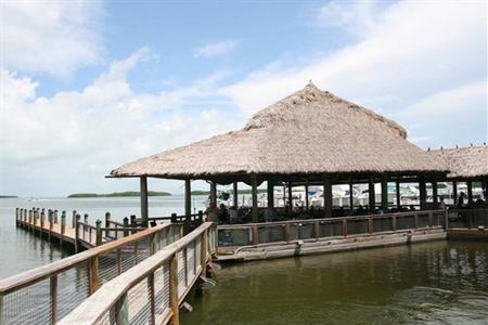 фото отеля Hampton Inn and Suites Islamorada