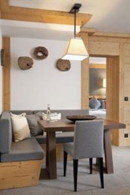 фото отеля Grand Hotel Park Gstaad