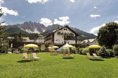 фото отеля Sporthotel Tyrol Hotel San Candido