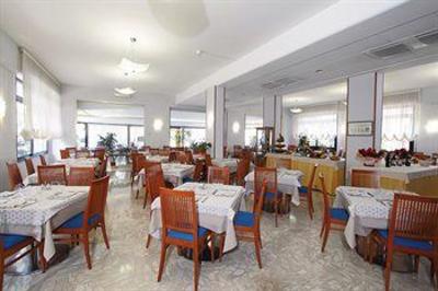 фото отеля Hotel Mediterranée Spotorno