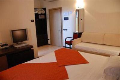 фото отеля Hotel Metropolis Reggio Emilia