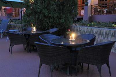 фото отеля Leoney Resort