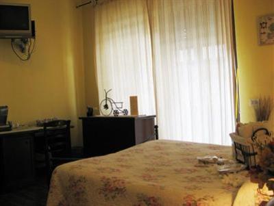 фото отеля Cerdena Rooms