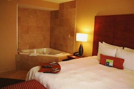 фото отеля Hampton Inn & Suites Columbus-Easton
