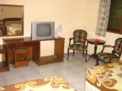 фото отеля Cihampelas Hotel 2