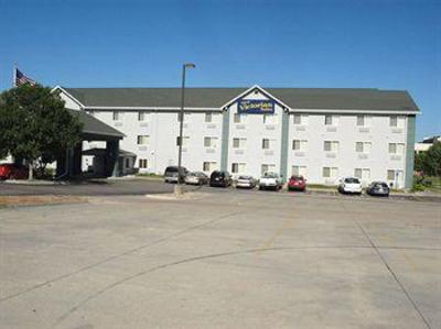 фото отеля New Victorian Suites Lincoln, NE