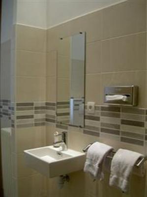 фото отеля Hotel La Residence Narbonne