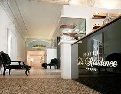 фото отеля Hotel La Residence Narbonne