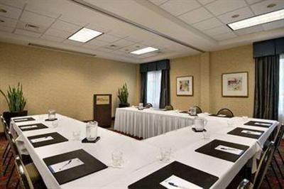 фото отеля Hilton Garden Inn Chicago O'Hare Airport