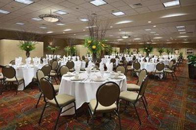 фото отеля Hilton Garden Inn Chicago O'Hare Airport