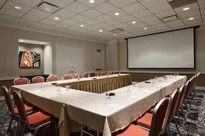 фото отеля Embassy Suites Hotel Chicago Downtown Lakefront