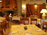 Les Peupliers Hotel Restaurant
