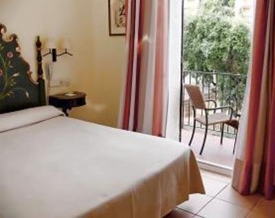 фото отеля Hotel Sant Roc Palafrugell