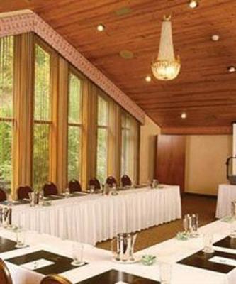фото отеля Du Lac Carling Hotel Grenville-sur-la-Rouge