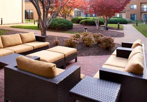 фото отеля Courtyard by Marriott St. Louis Downtown