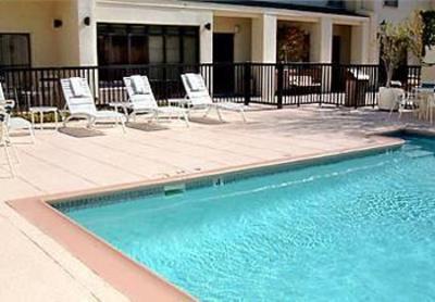 фото отеля Courtyard by Marriott Laredo