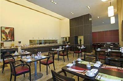 фото отеля Fiesta Inn Ciudad Obregon