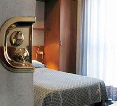 фото отеля Hotel Adriano Turin