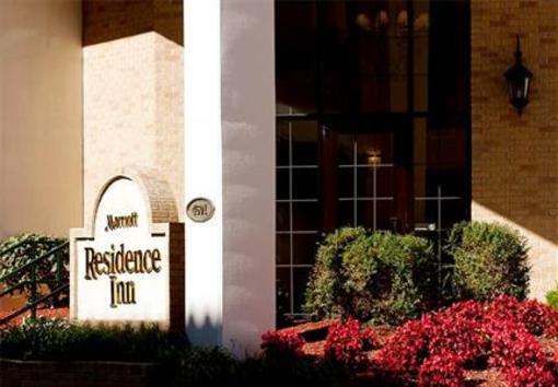 фото отеля Residence Inn Kansas City Country Club Plaza