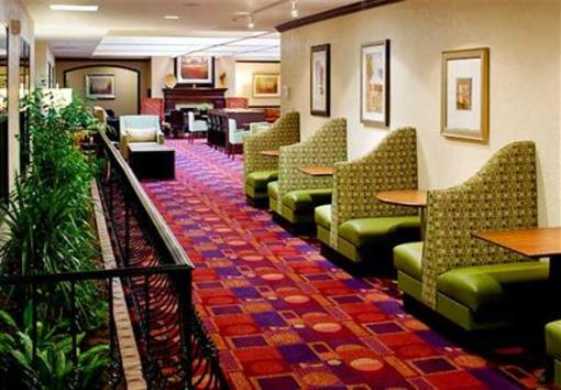 фото отеля Residence Inn Kansas City Country Club Plaza