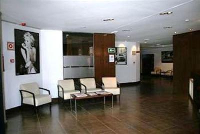 фото отеля Tach Hotel