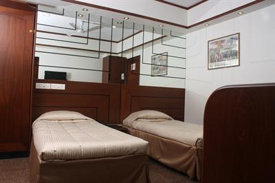 фото отеля Hotel Karl Residency
