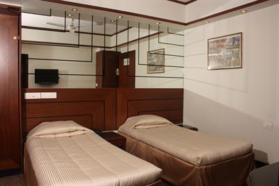фото отеля Hotel Karl Residency