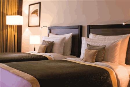 фото отеля Moevenpick Hotel Deira