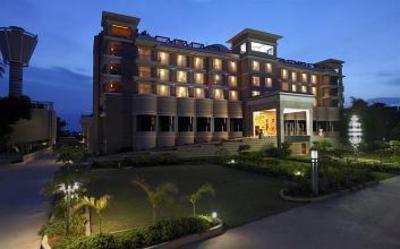фото отеля Royal Orchid Central Kireeti