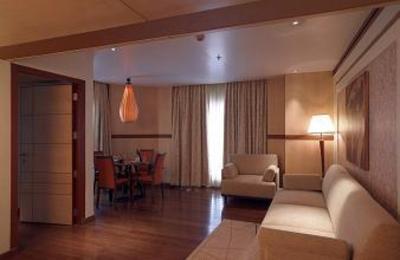 фото отеля Royal Orchid Central Kireeti