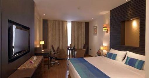фото отеля Royal Orchid Central Kireeti