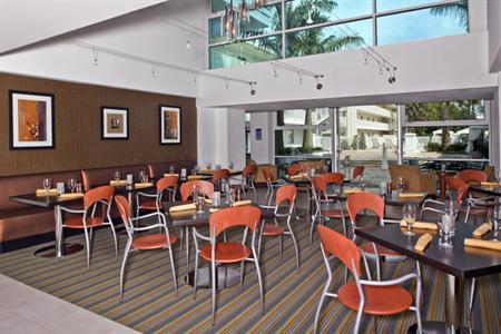 фото отеля Crowne Plaza Tampa Westshore
