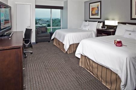 фото отеля Crowne Plaza Tampa Westshore