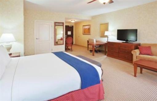 фото отеля Holiday Inn Express Hotel & Suites El Dorado Hills